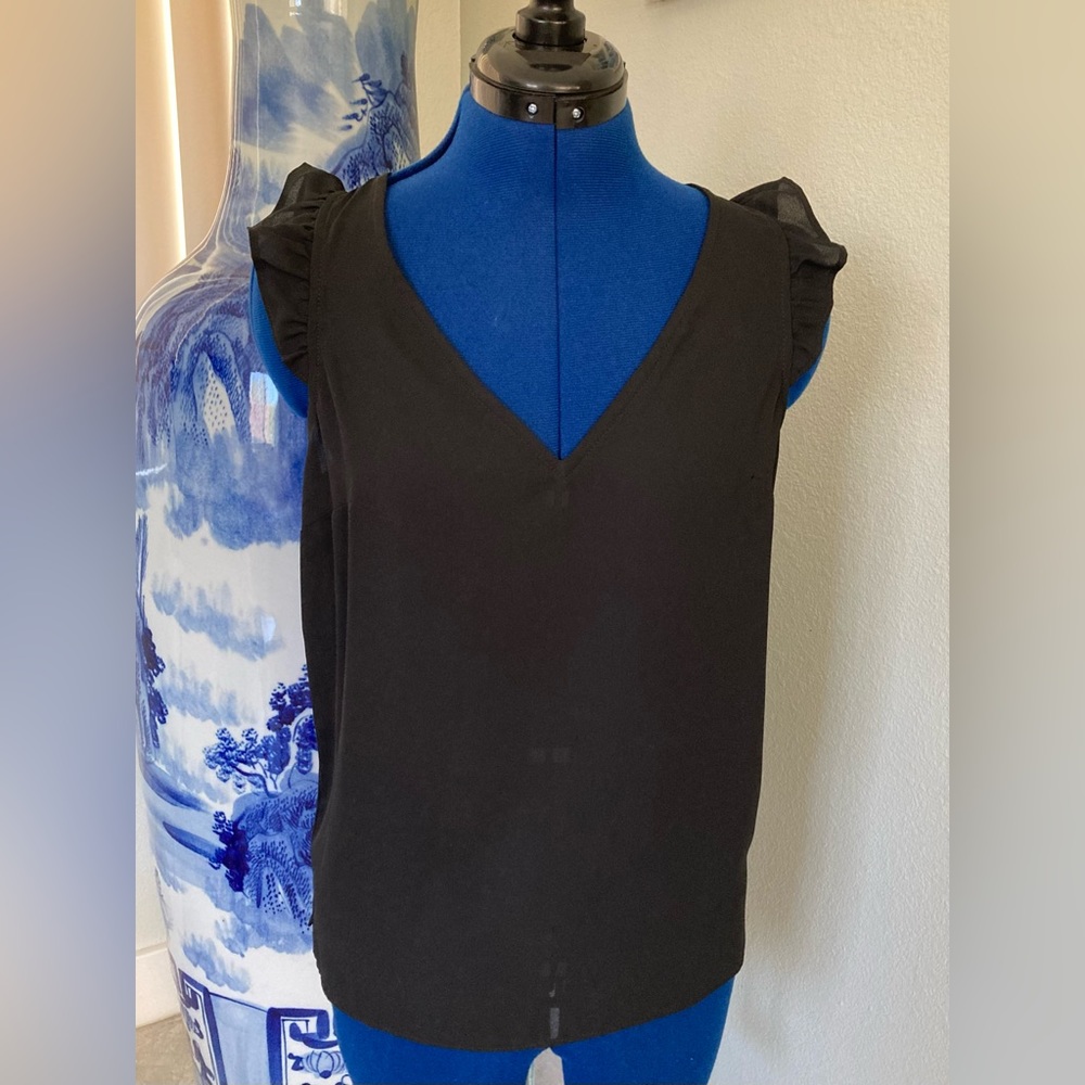 EUC J.CREW Mercantile Women's Sleeveless Ruffle Black Top Size 2